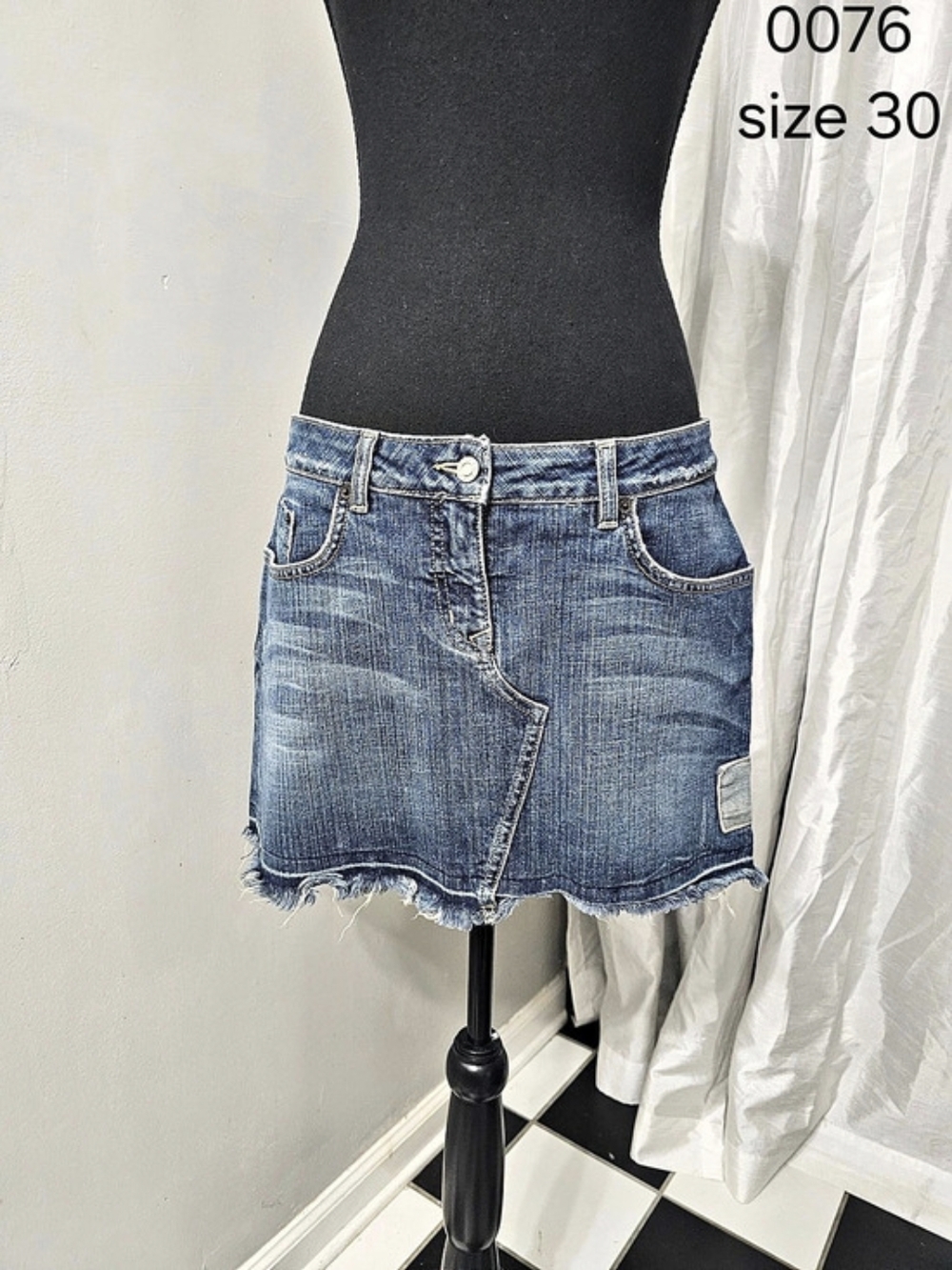 bebe Denim Mini Skirt Blue Waist 30